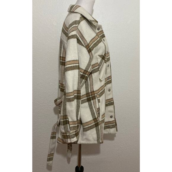 Eloquii Elements Size 14/16 Cream Tan Plaid Wool Blend Shacket with Belt Pocket - Picture 6 of 13